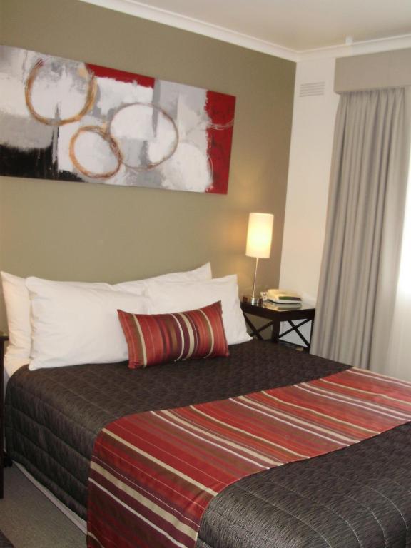 Redwood Manor Motel Apartments Warrnambool Ruang foto