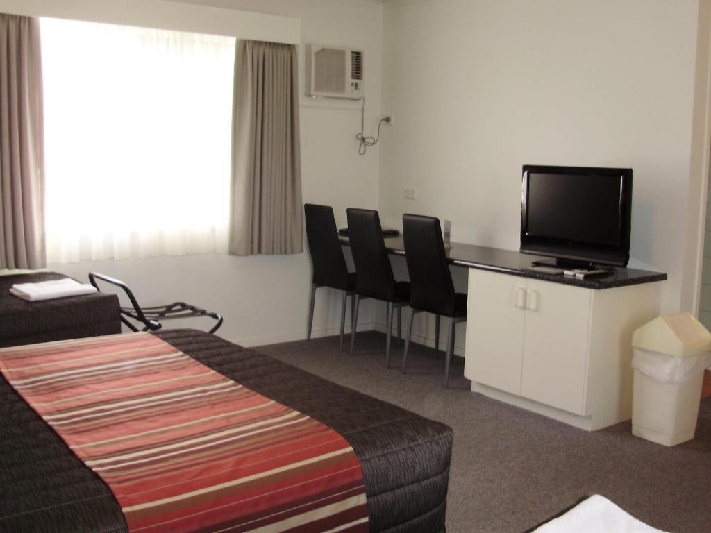 Redwood Manor Motel Apartments Warrnambool Ruang foto